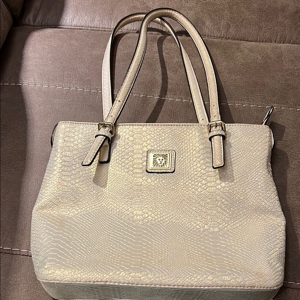 Anne Klein Elegant Cream Handbag